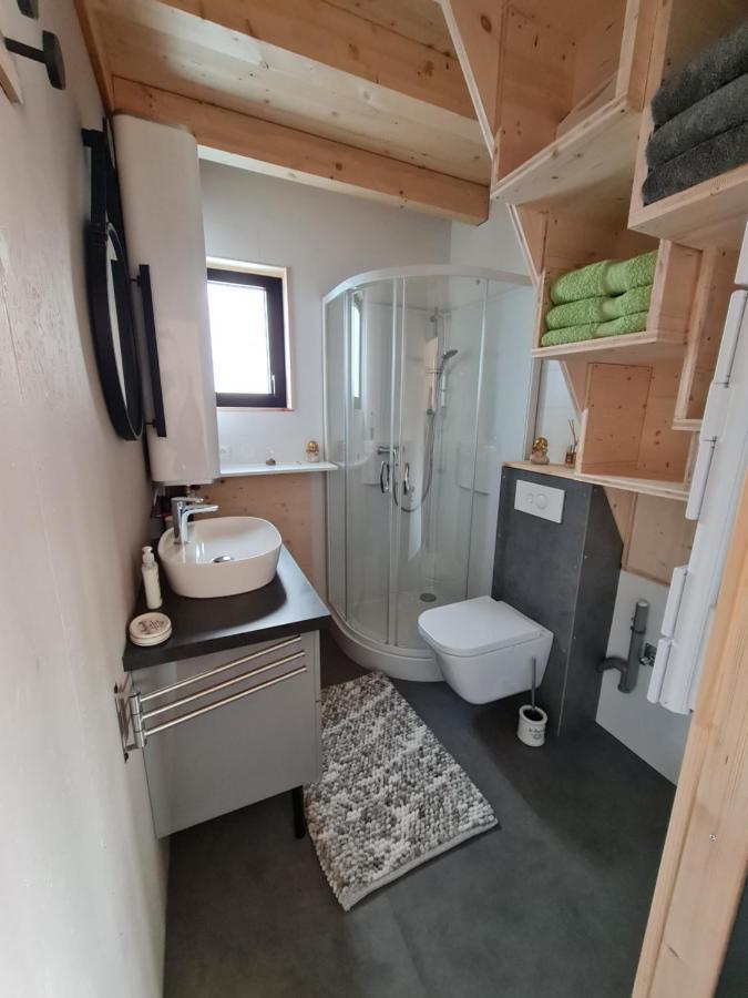 Bienvenue Dans La Cosy Box, Micro Maison Agreable Wittisheim Экстерьер фото